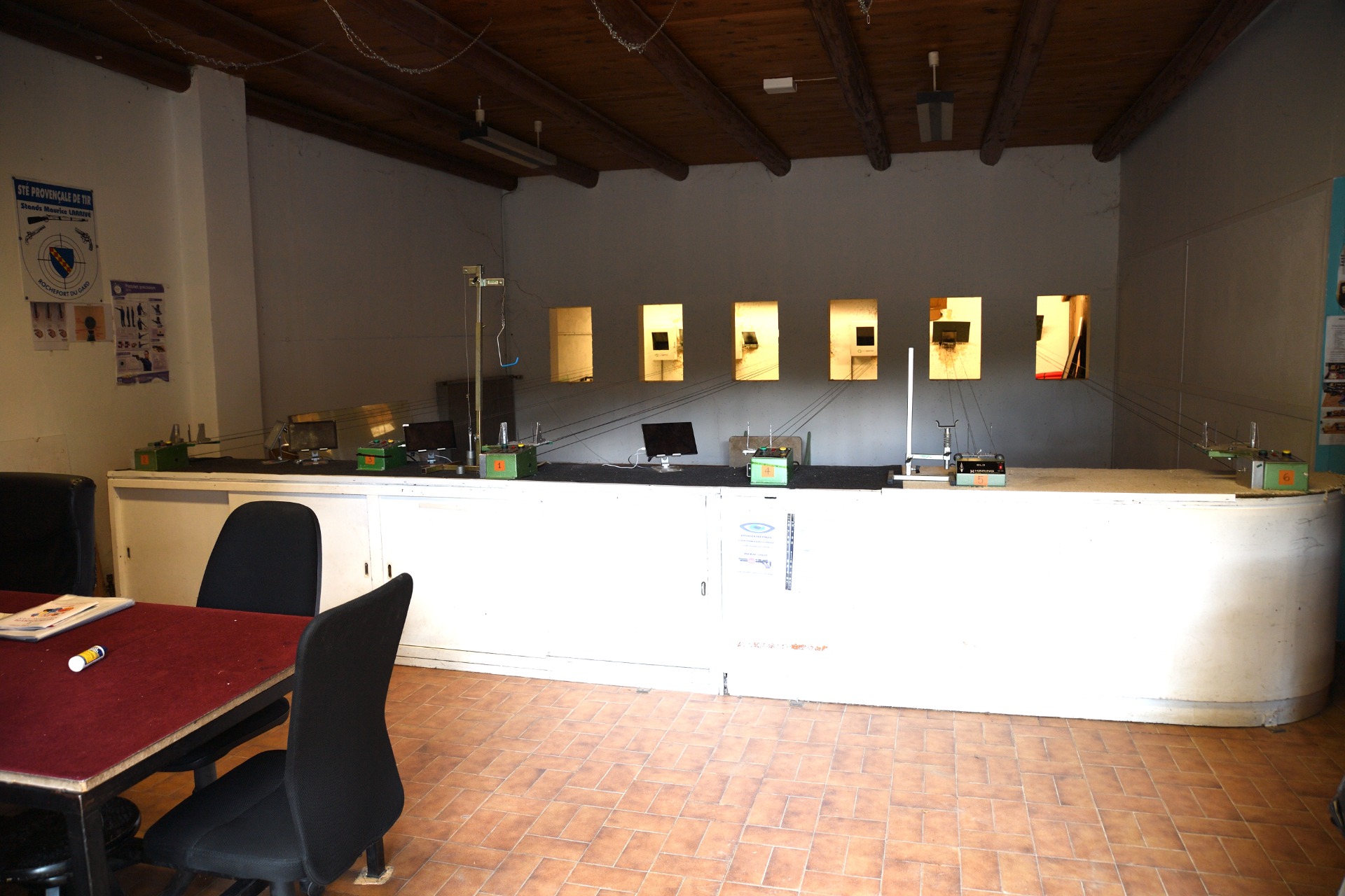 école de tir sur cibles électroniques et cartons